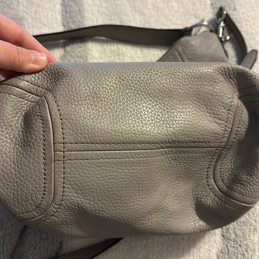 Michael Kors Fulton Large Pebble Leather Shoulder & Crossbody Bag - Picture 6 of 6